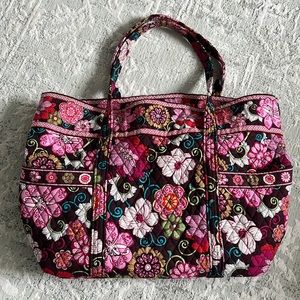 Large Very Bradley Mod Floral Tote Bag